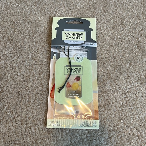 Set of Four (4) Yankee Candle Iced Berry Lemonade Car Jar Air Fresheners - Picture 4 of 10